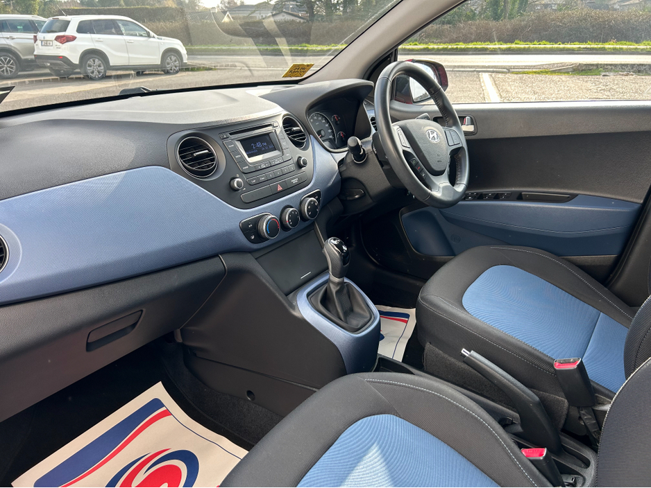 2015 Hyundai i10 - image 11