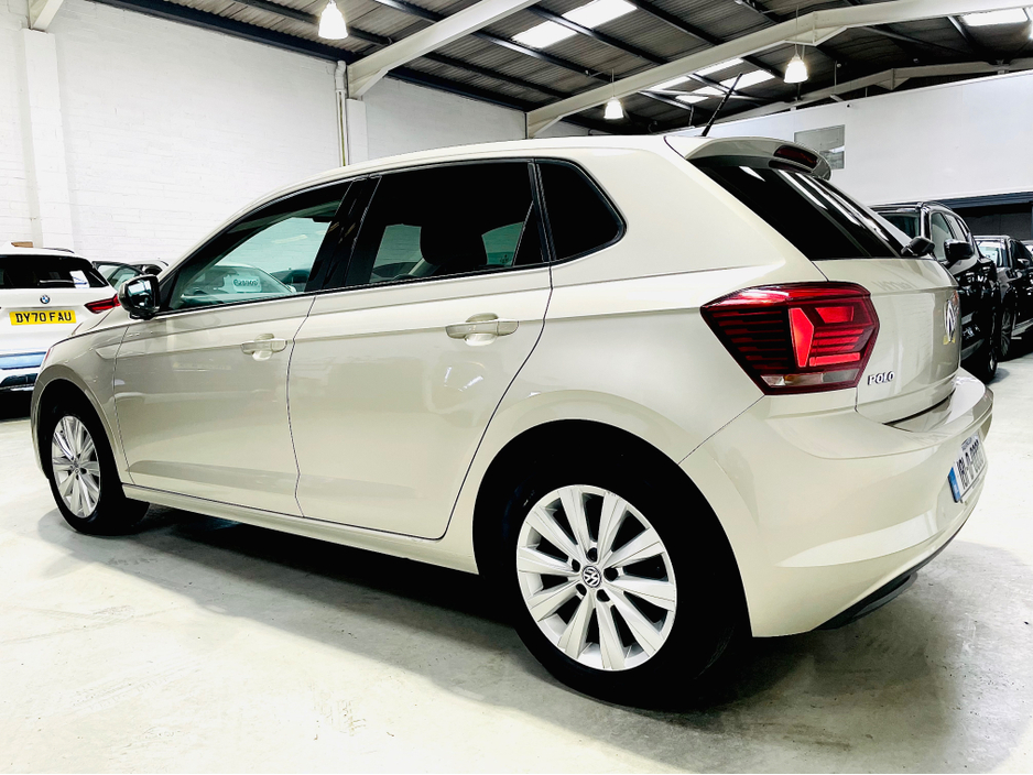2018 Volkswagen Polo - image 12