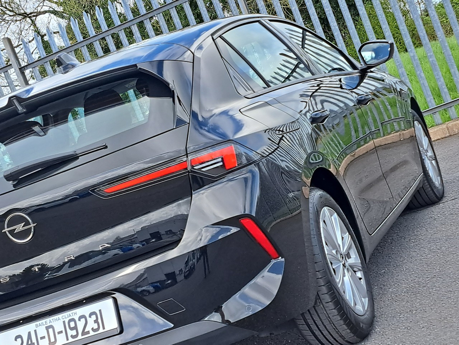 2024 Opel Astra - image 11