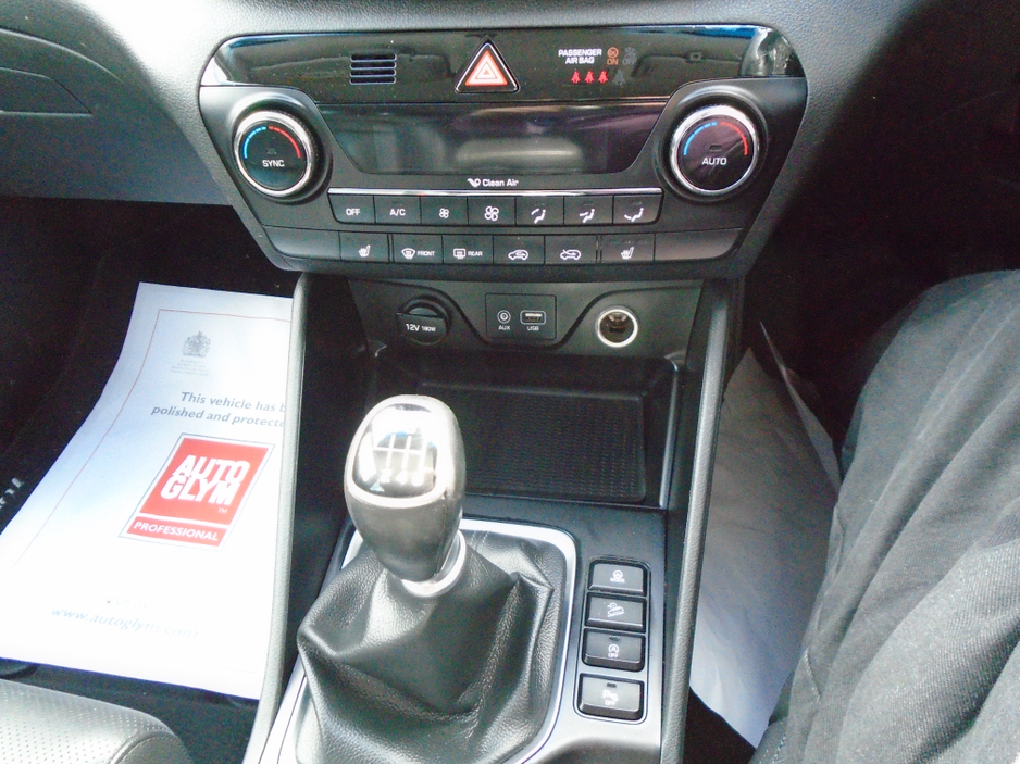 2016 Hyundai Tucson - image 22