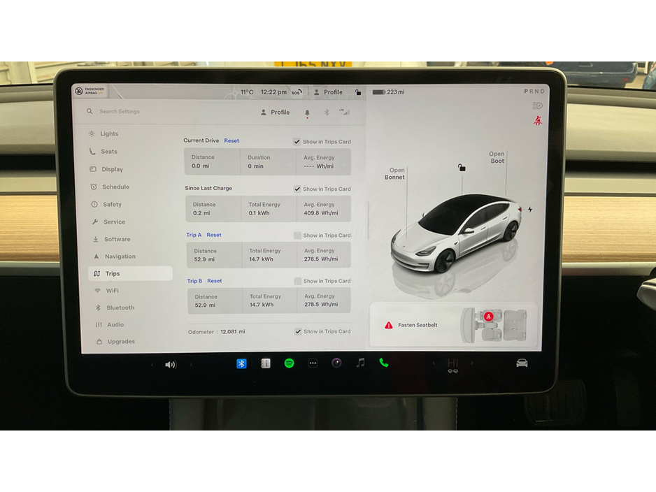 2023 Tesla Model 3 - image 10