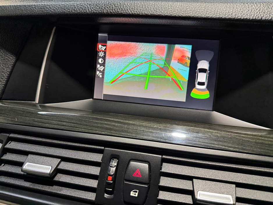 2014 BMW 5 Series - image 20