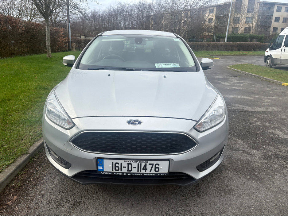 2016 Ford Focus - image 3