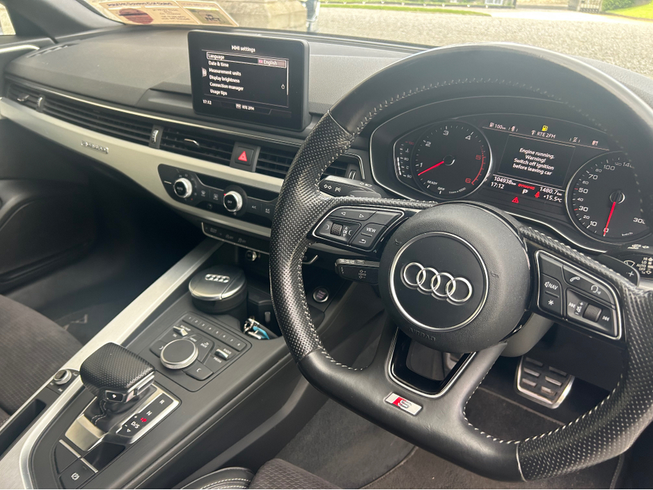 2016 Audi A4 - image 6