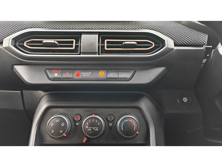 2024 Dacia Sandero Stepway Expression TCE 90 NBI-AS NEW WITH FACTORY WARRANTY-10" SCREEN-A/CY-2027-6 SPEED €18,450