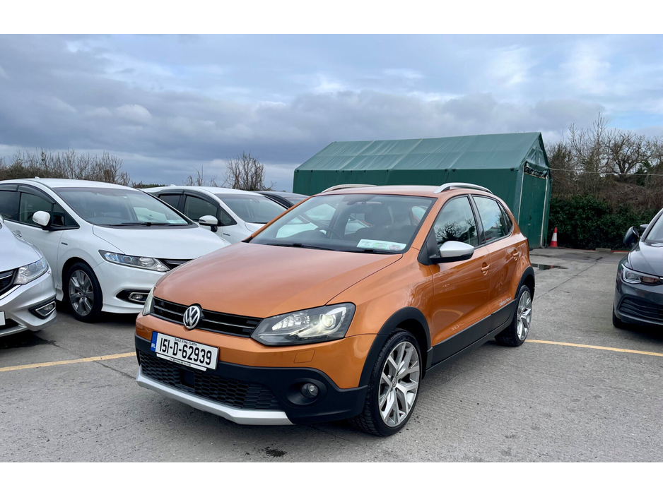 2015 Volkswagen Polo - image 4