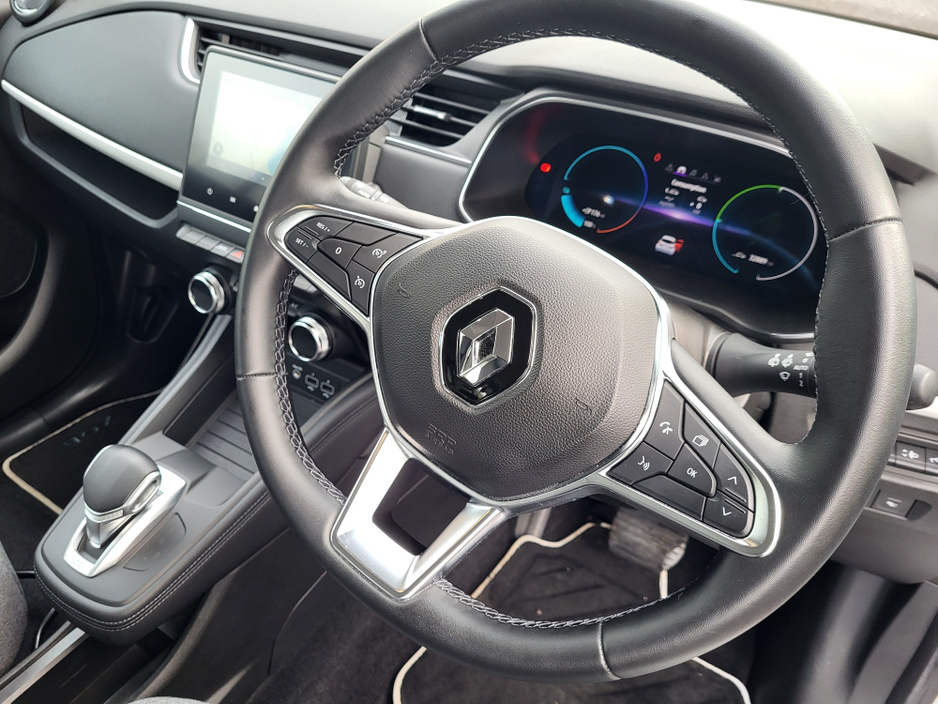 2022 Renault Zoe Iconic Rapid Charge 50Kwh R135, Long Range, Full Renault History €14,950