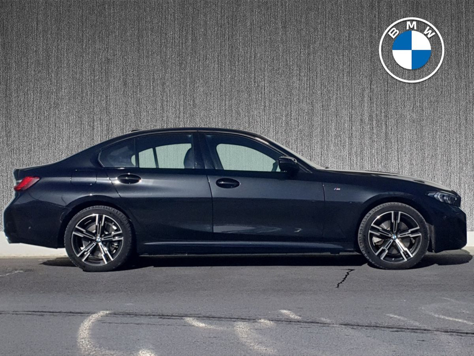 2025 BMW 3 Series - image 3