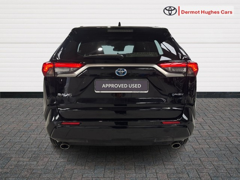 2025 Toyota Rav4 - image 4