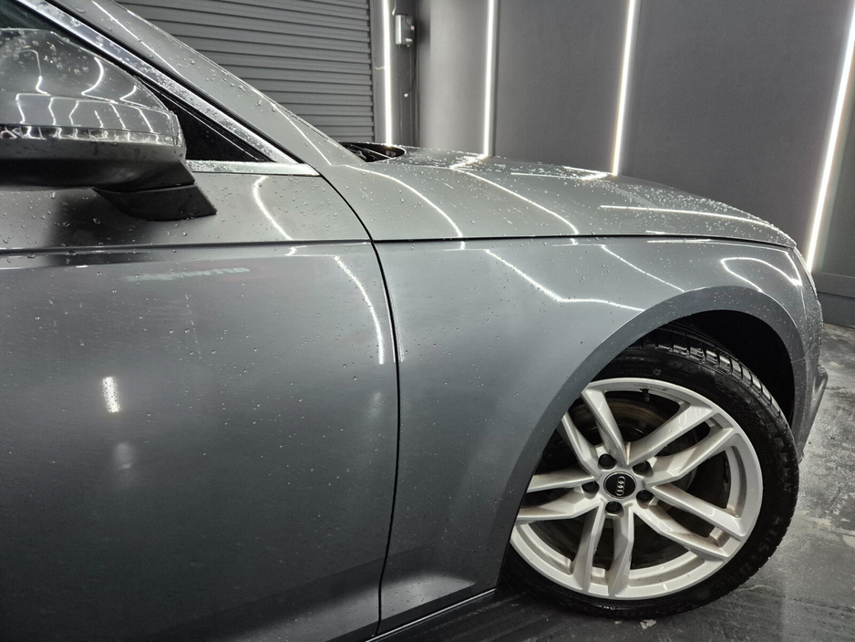 2019 Audi A4 - image 5