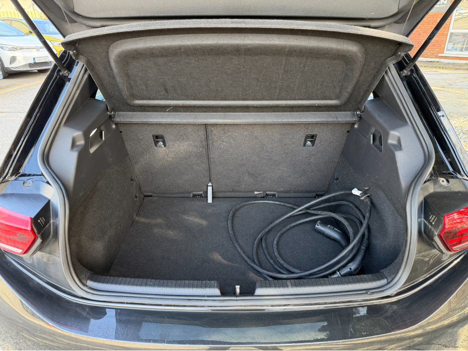 2021 Volkswagen ID.3 - image 22