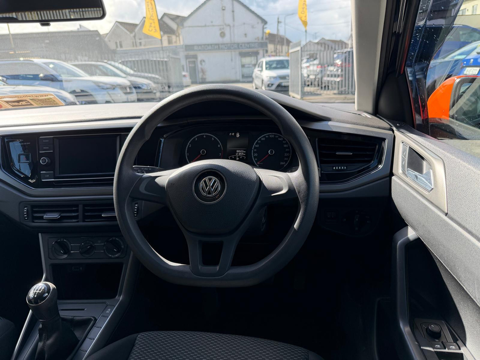 2018 Volkswagen Polo - image 34