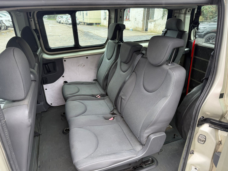 2011 Citroen Dispatch - image 17