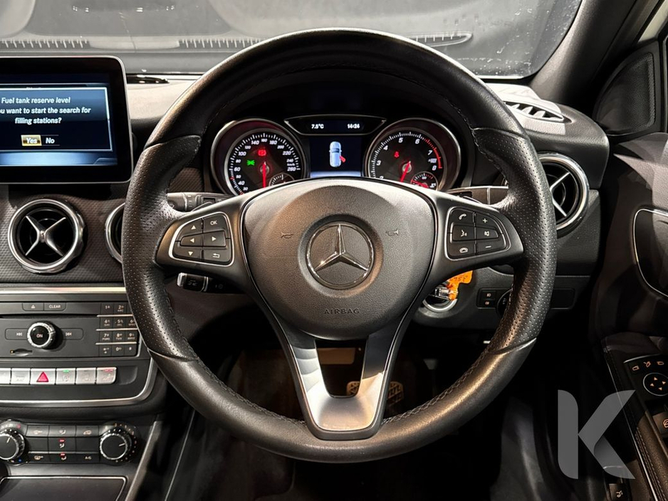2018 Mercedes-Benz GLA Class - image 20