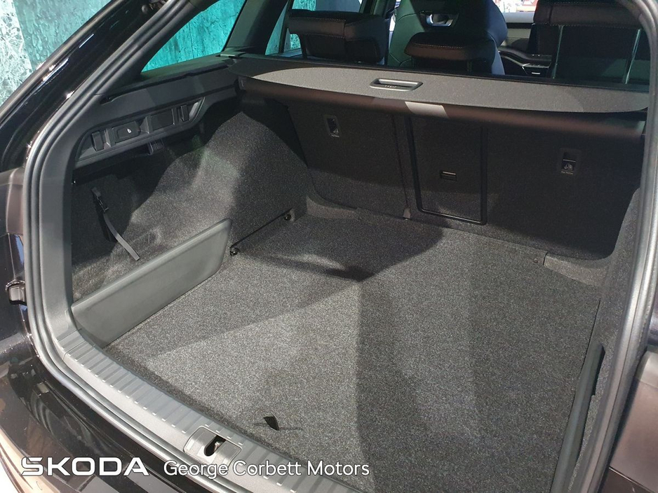 2026 Skoda Octavia Combi Sportline 2.0TDI 115hp - Available for Immediate Delivery €48,821