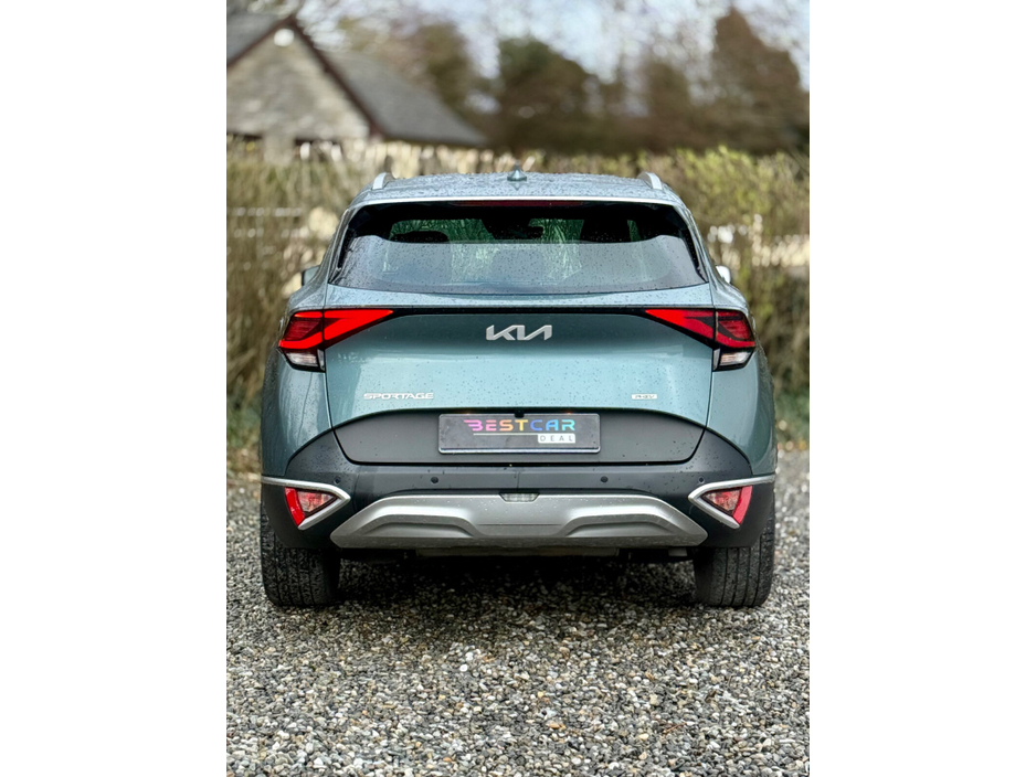2022 Kia Sportage - image 13