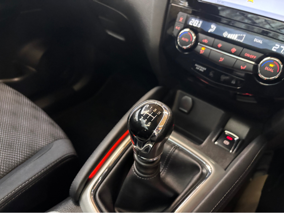 2017 Nissan Qashqai - image 7