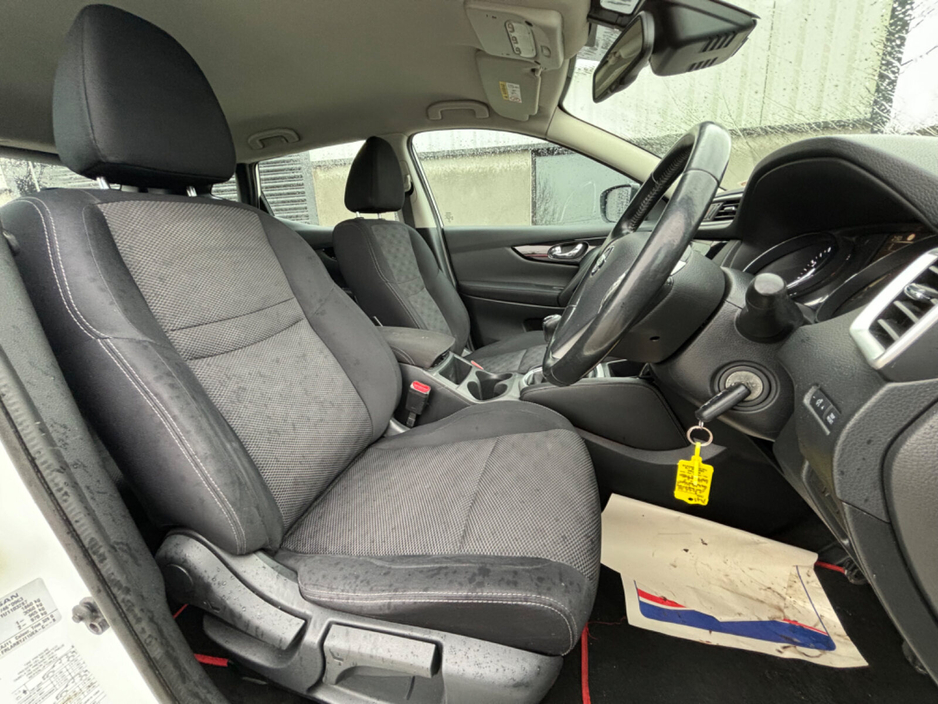 2014 Nissan Qashqai 1.2 PET SV €7,995