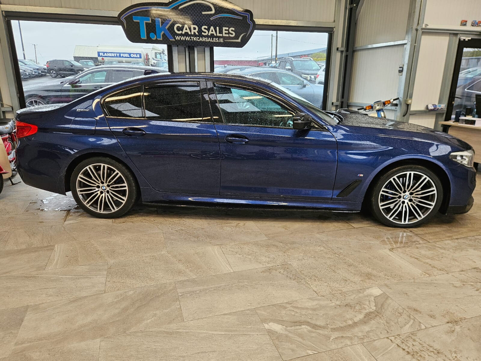 2019 BMW 5 Series - image 3