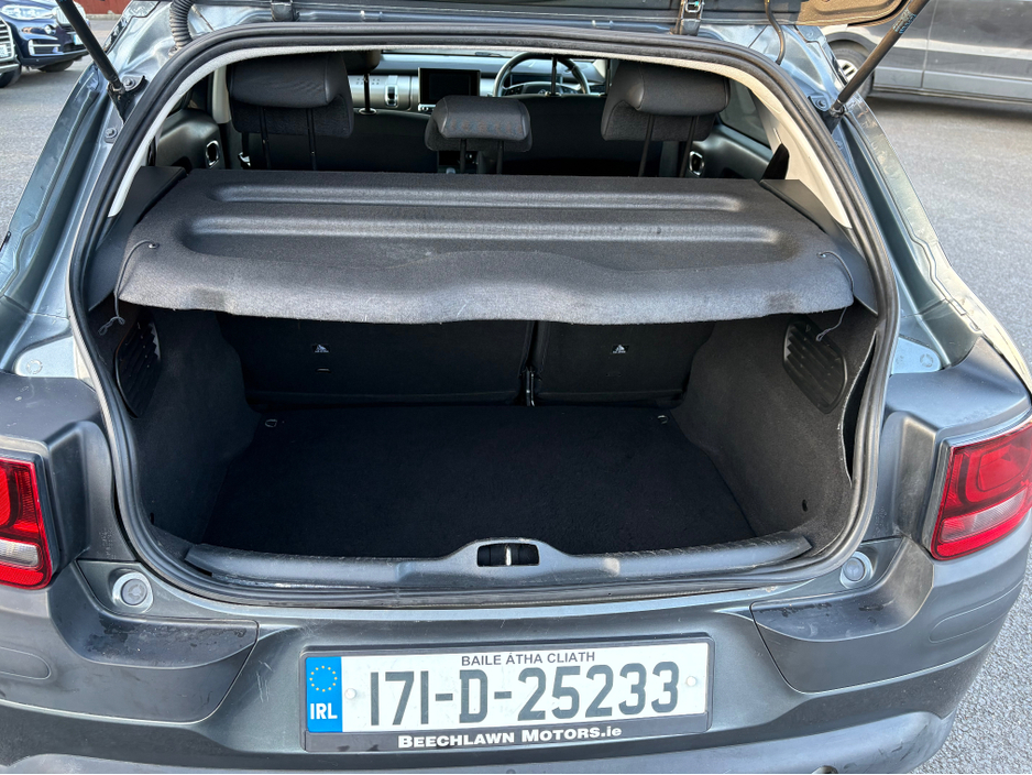 2017 Citroen C4 Cactus - image 16