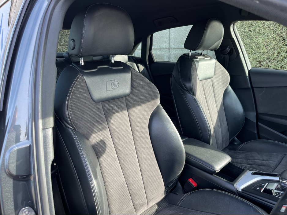 2019 Audi A4 - image 12