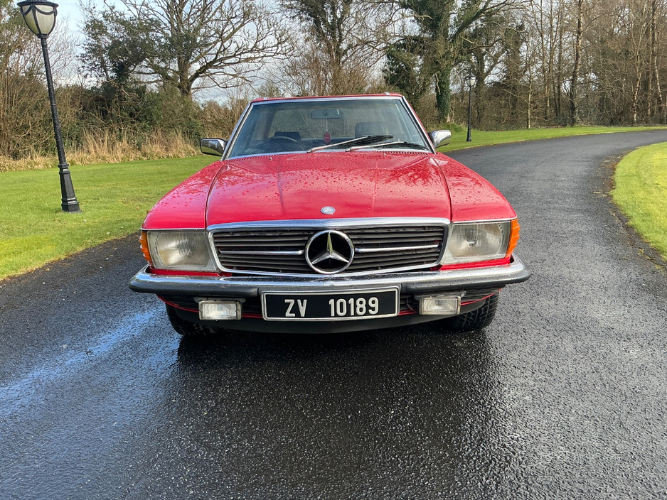 1982 Mercedes-Benz 380 - image 4