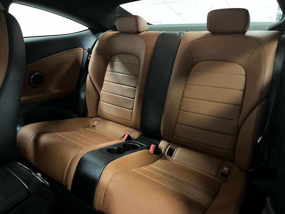 2018 Mercedes-Benz C Class - image 4