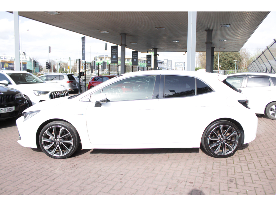 2018 Toyota Corolla - image 7