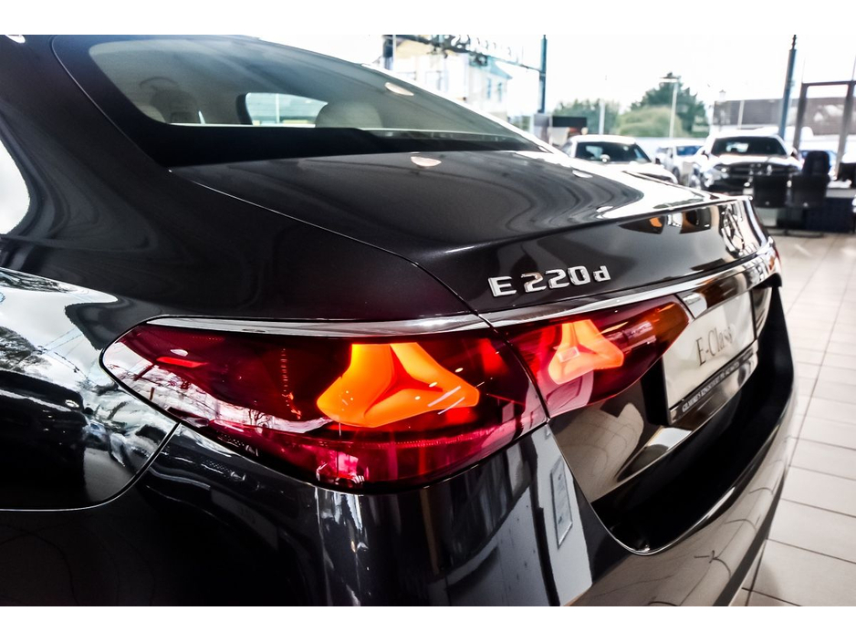 2024 Mercedes-Benz E Class E220d Avantgarde Plus Auto €67,850