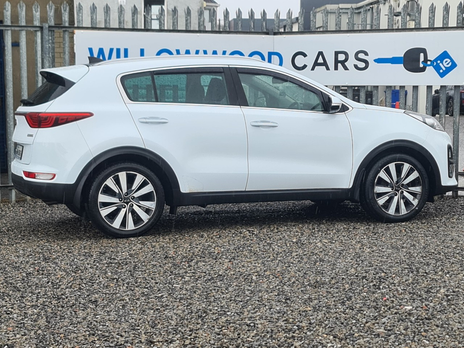 2018 Kia Sportage - image 5