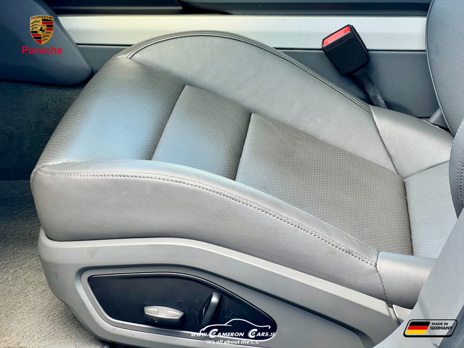 2022 Porsche Taycan - image 24