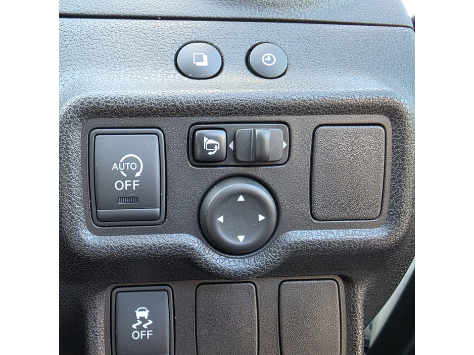 2016 Nissan Note 1.2 5dr. SV 16 inch alloys €9,950