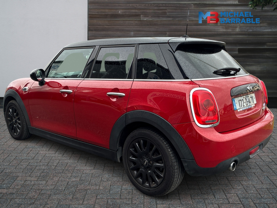 2017 MINI Hatch - image 3