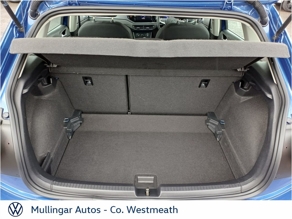 2023 Volkswagen Polo - image 10