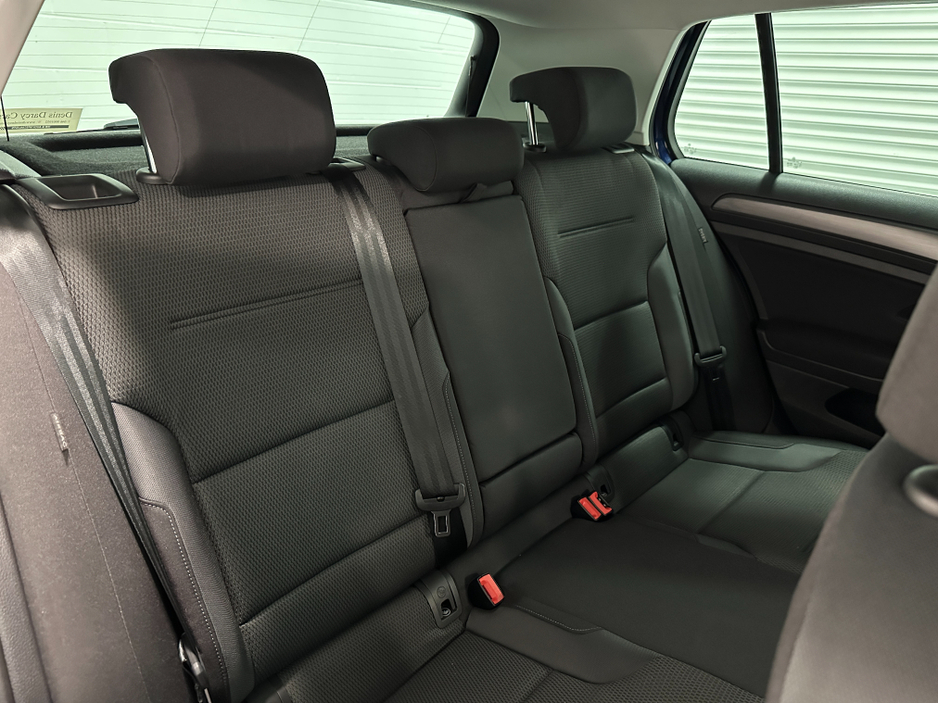 2019 Volkswagen Golf (192) GOLF 2.0TDI DSG 150 BHP COMFORTLINE LOW KMS VW/AUDI SPECIALISTS WWW.DENISDARCYCARS.IE €21,950