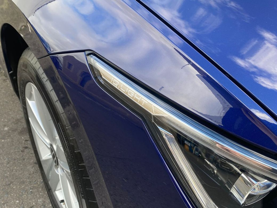 2022 Volkswagen Golf - image 35