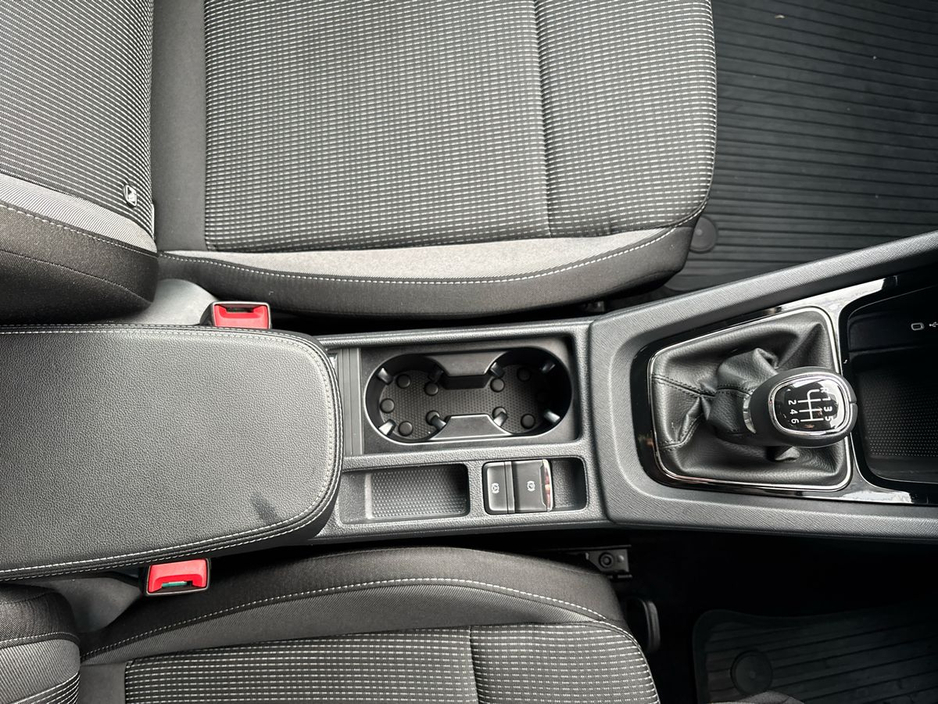 2024 Skoda Octavia - image 16