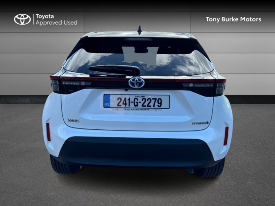 2021 Toyota Yaris Cross - image 6