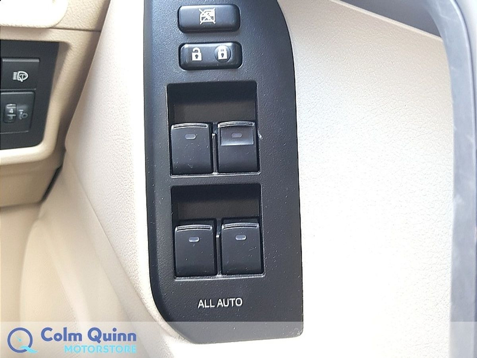 2022 Toyota Landcruiser - image 14