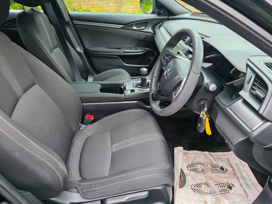 2019 Honda Civic - image 11