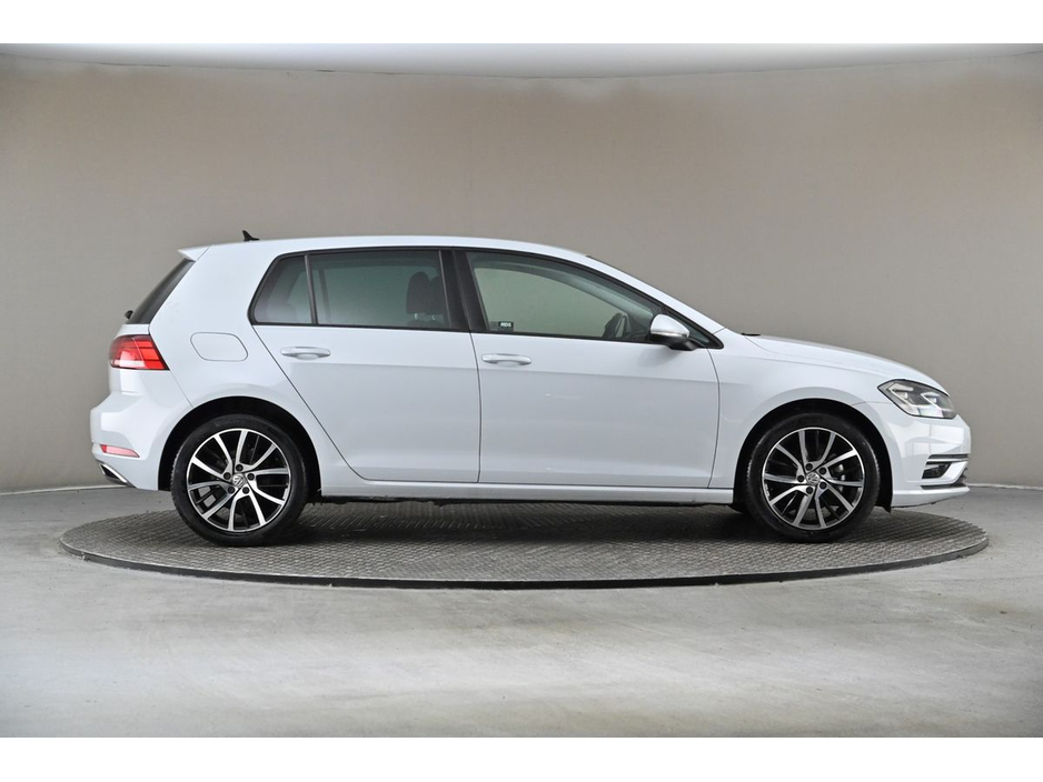2018 Volkswagen Golf 1.2 TSI DSG MK7.5 COMFORTLINE *UPGRADED 17"ALLOYS*REVERSE CAM*CARPLAY*ANDROID AUTO* €18,890