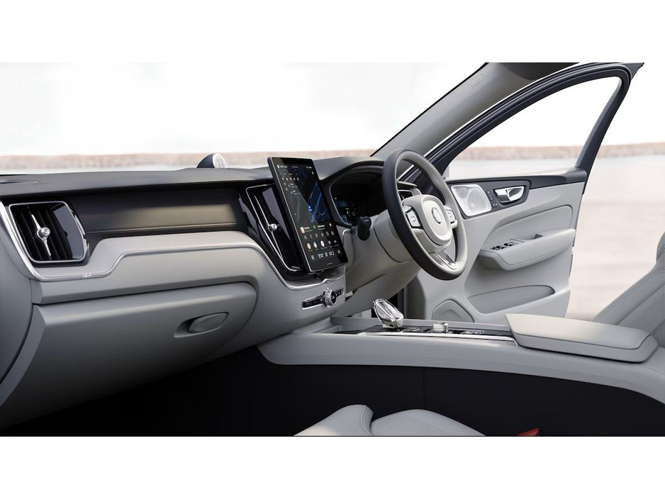2026 Volvo XC60 - image 15