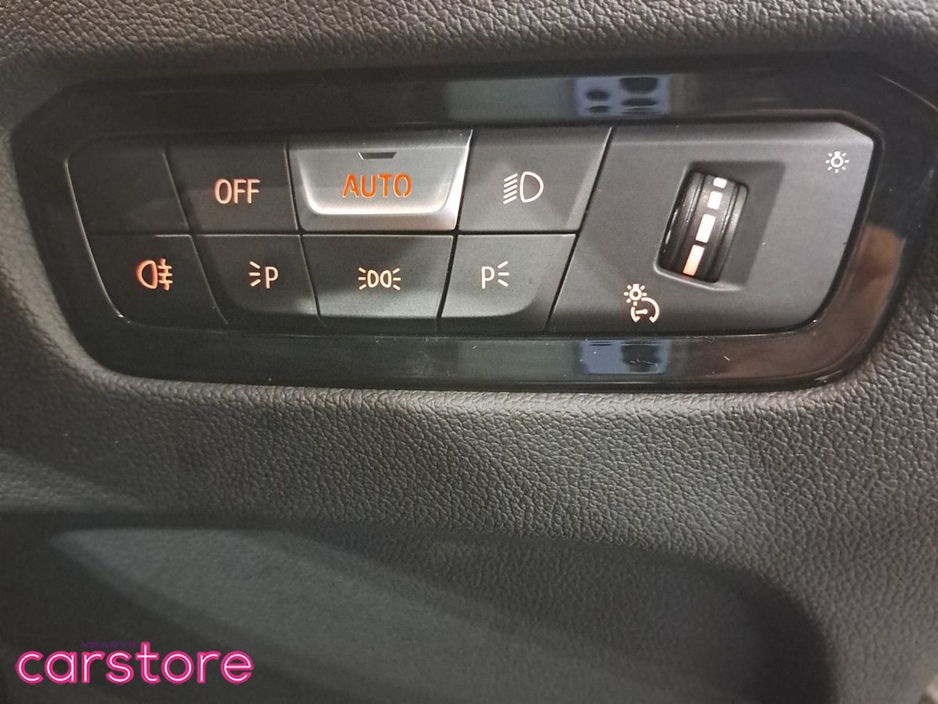 2022 BMW 3 Series 330 E Sport Auto 330 e Sport 330 e 292 12kWh PHEV 113BHP /83kw Step Auto Start/Stop €34,680