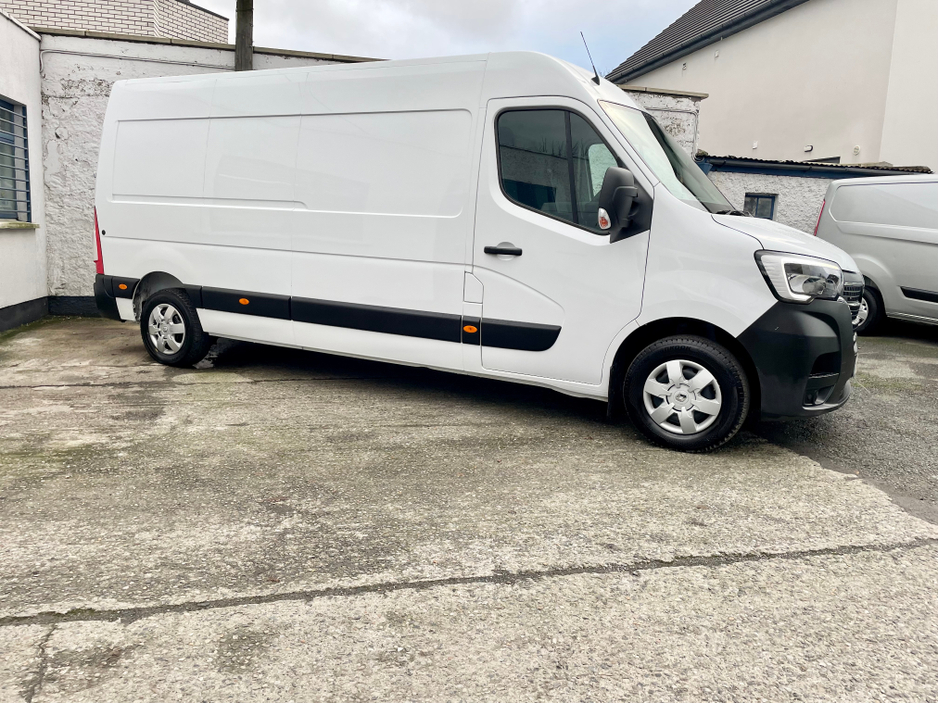 2023 Renault Master LM35 BUSINESS+ 2.3 BLUE DCI 135PS LWB €20,000