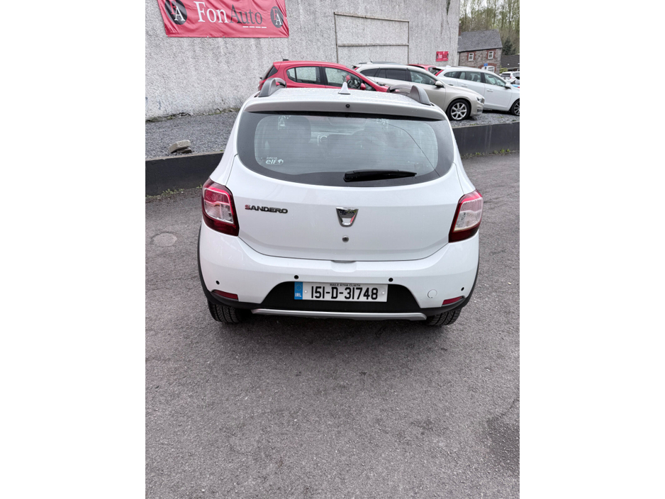 2015 Dacia Sandero Stepway - image 9