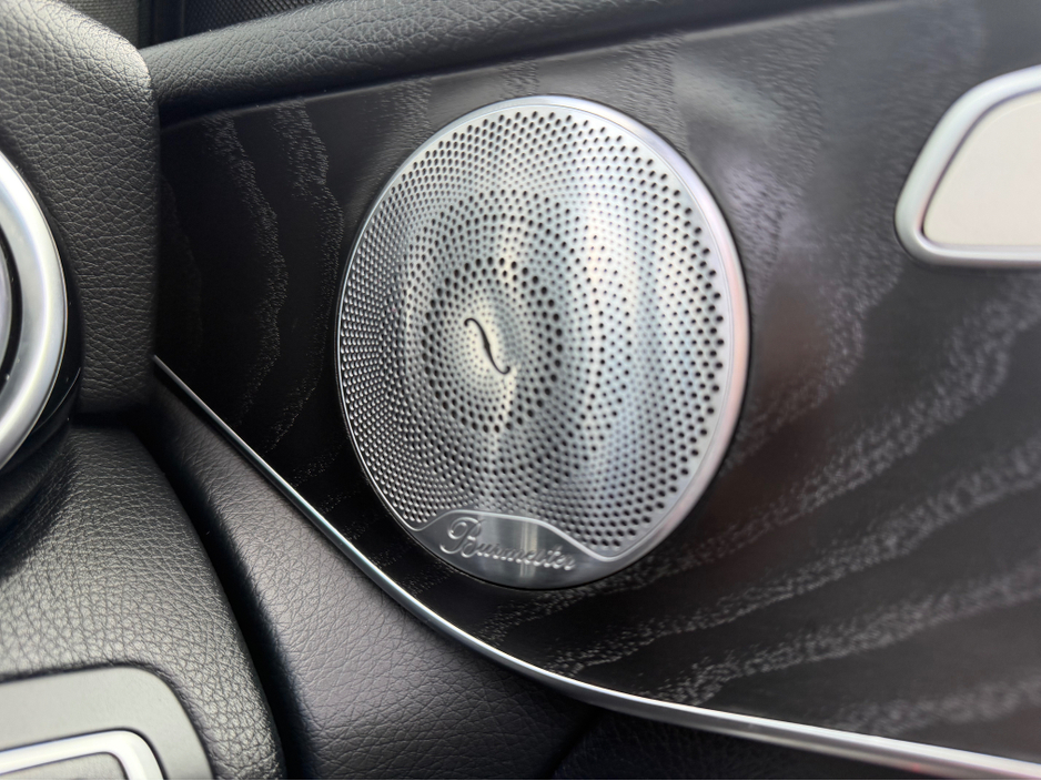 2018 Mercedes-Benz GLC Class - image 21