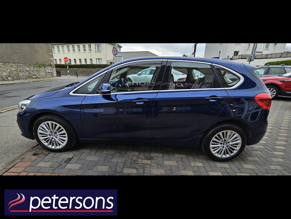 2018 BMW 2 Series - image 5