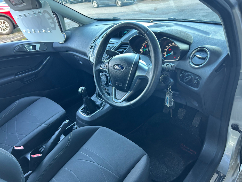 2015 Ford Fiesta MCA ZETEC 1.25 60PS M5 4DR €10,950