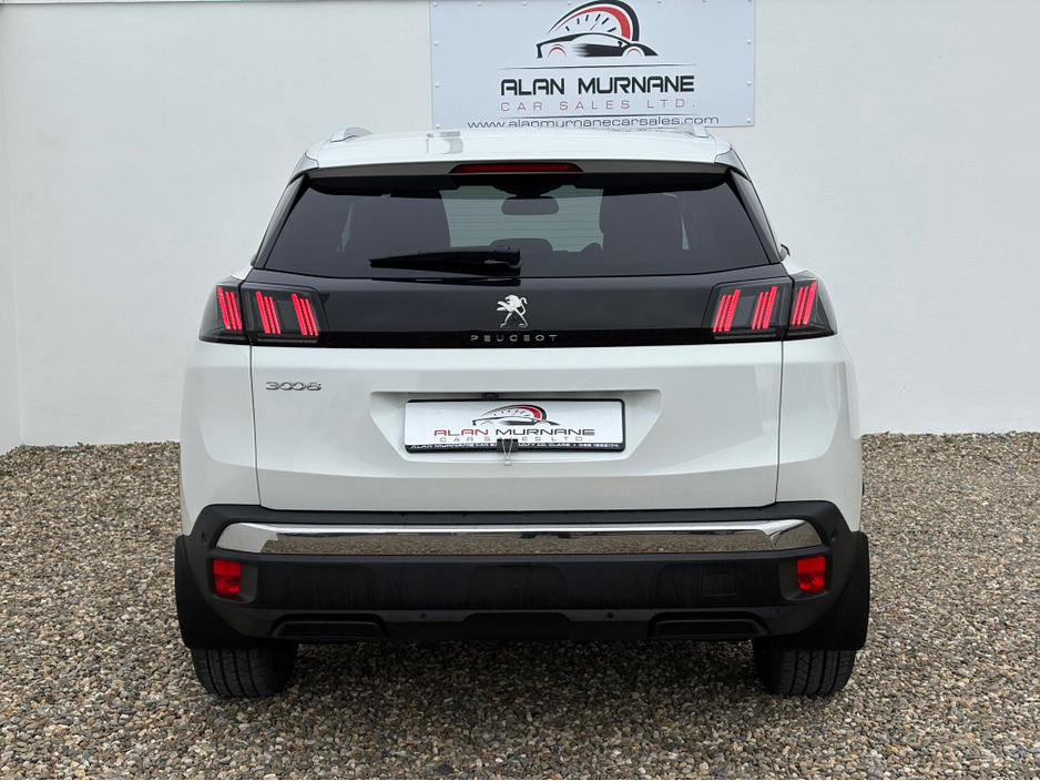 2021 Peugeot 3008 - image 12