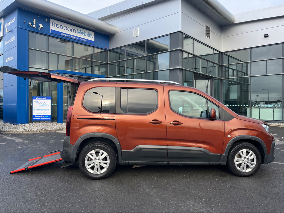 2020 Peugeot Rifter Auto Diesel Wheelchair Access €22,500